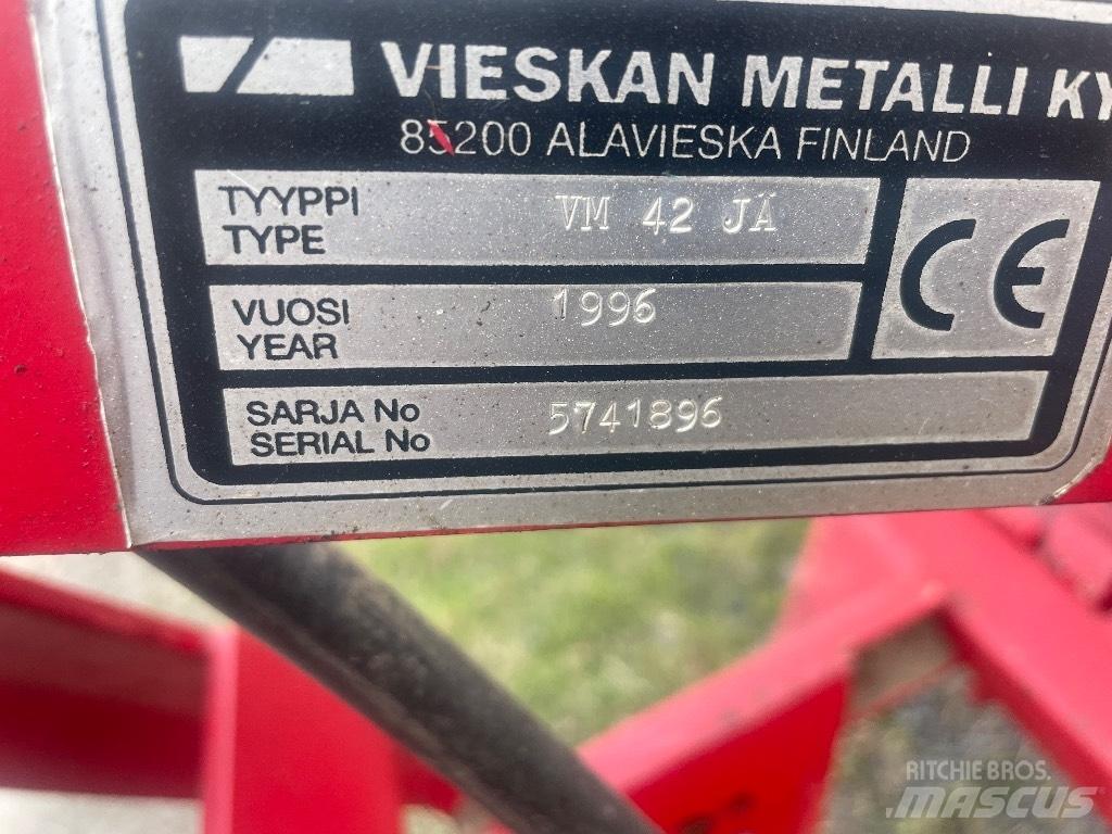 VM Patu VM 42 JÄ Σβάρνες