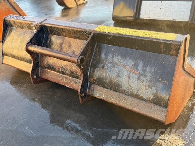 Manitou USED BUCKET Κουβάδες
