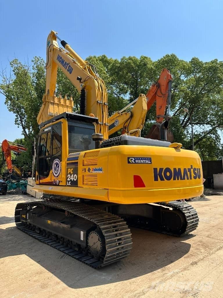 Komatsu PC 240 Εκσκαφείς με ερπύστριες