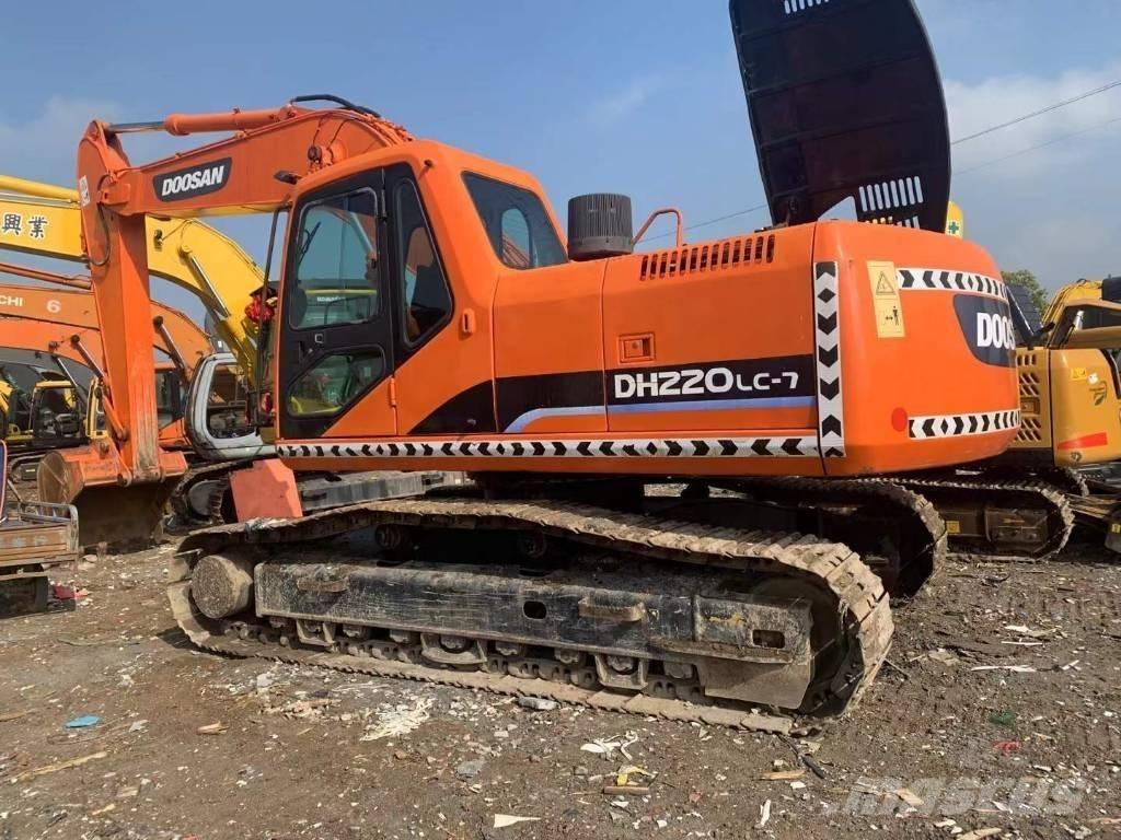 Doosan DH 220 Εκσκαφείς με ερπύστριες