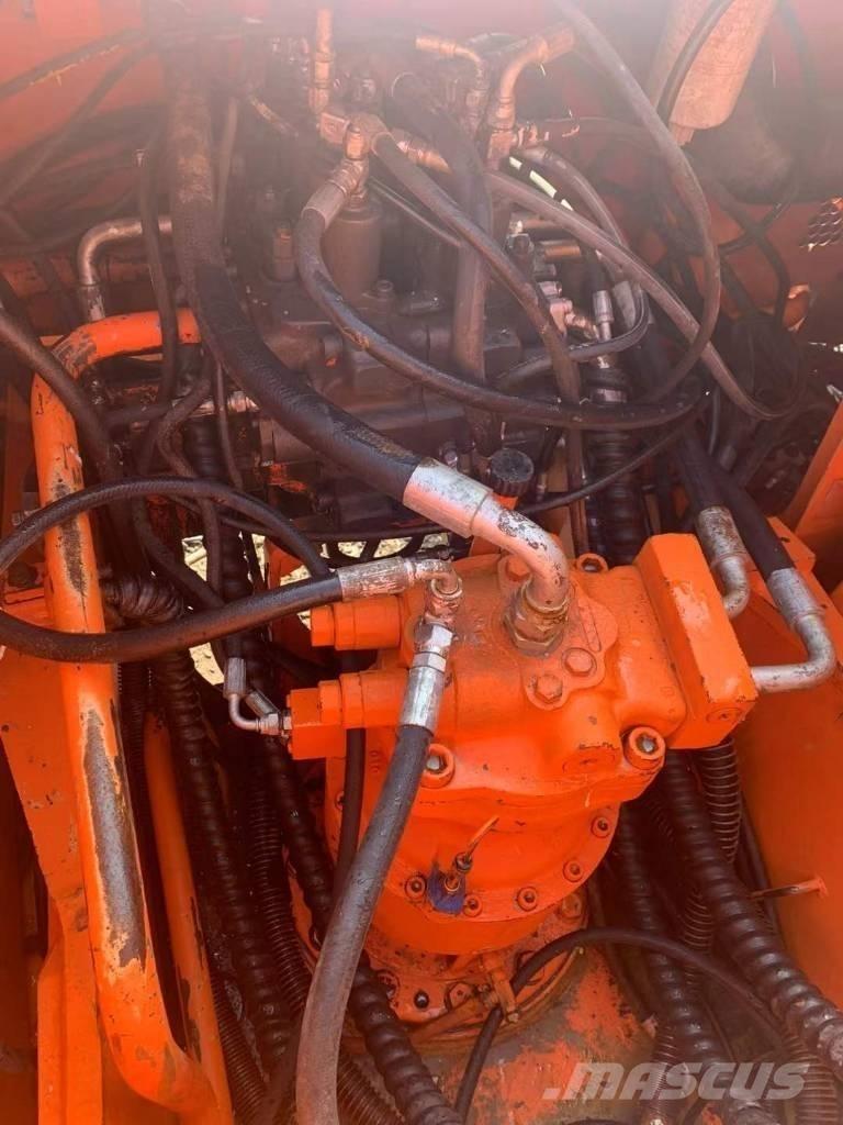 Doosan DH 220 Εκσκαφείς με ερπύστριες