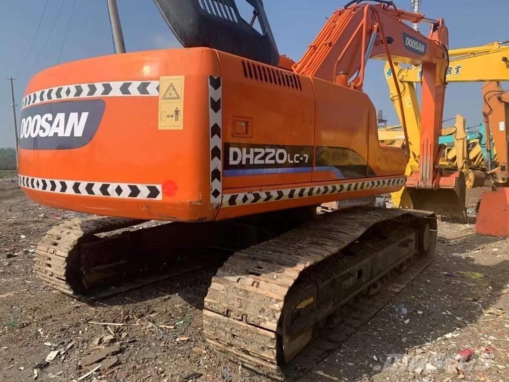 Doosan DH 220 Εκσκαφείς με ερπύστριες