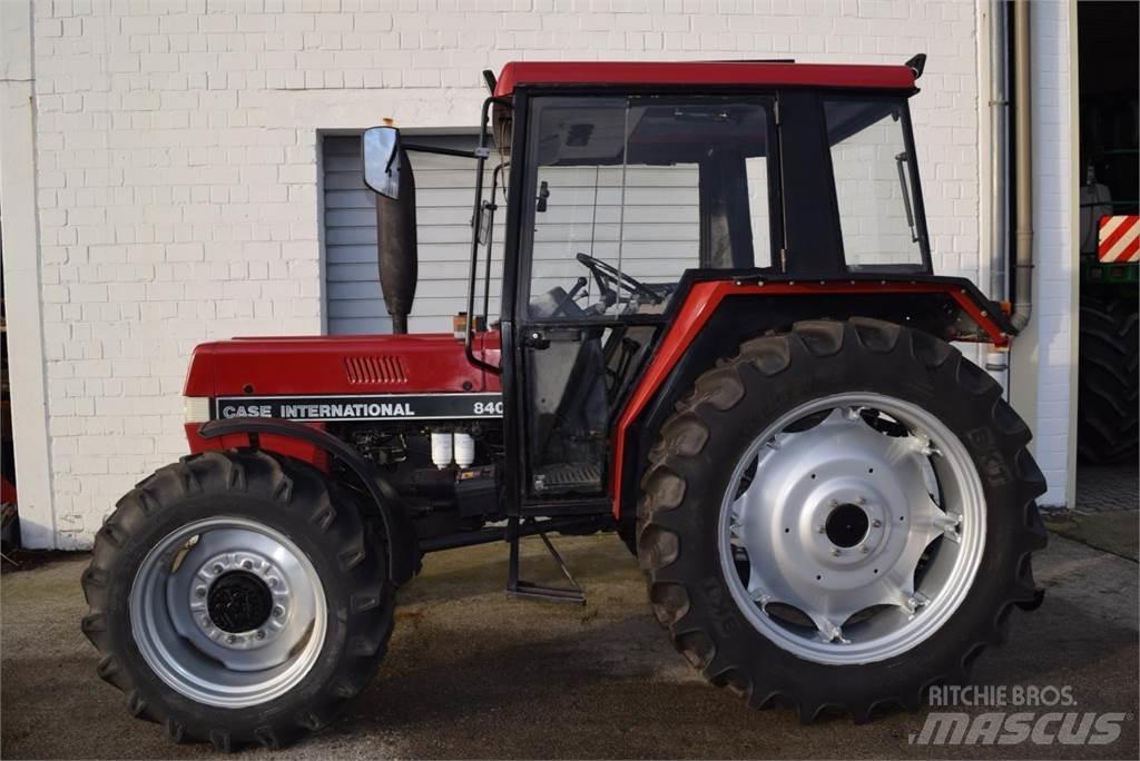 Case IH 840 Τρακτέρ