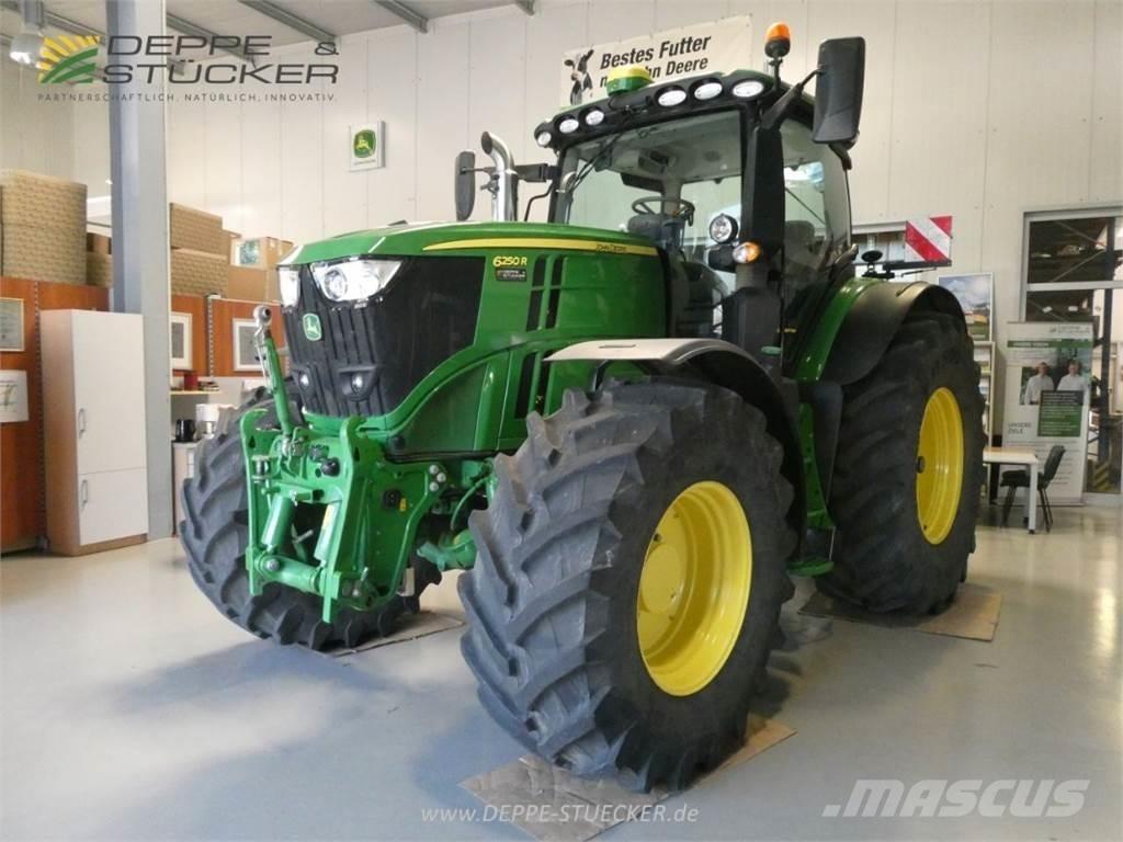 John Deere 6250R Τρακτέρ