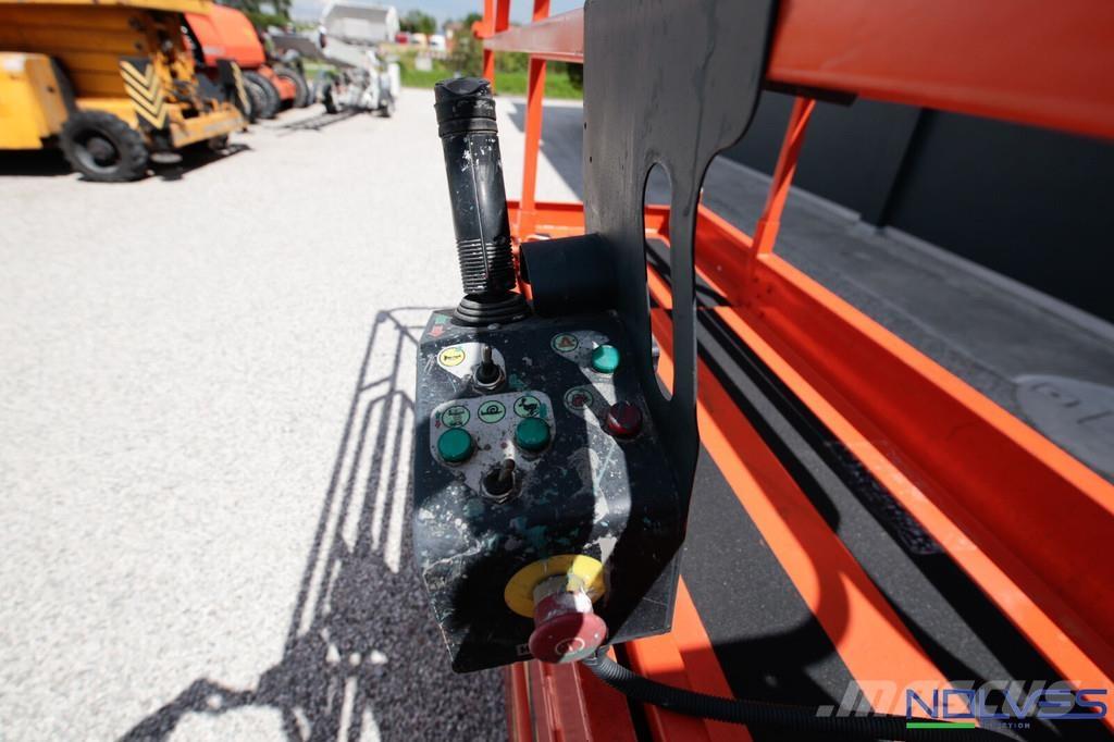 Haulotte COMPACT8 Ανυψωτήρες ψαλιδωτής άρθρωσης