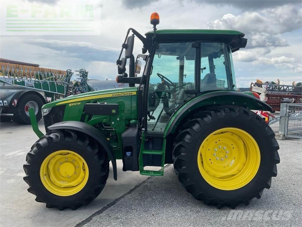 John Deere 5100M Τρακτέρ