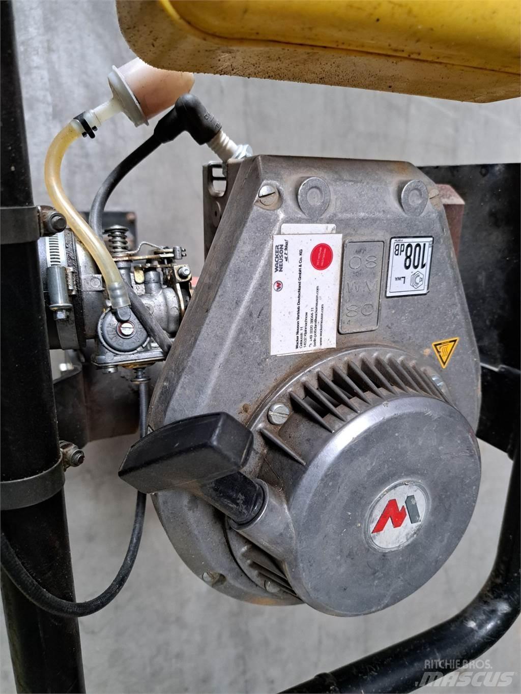Wacker Neuson BS30 Κόπανοι