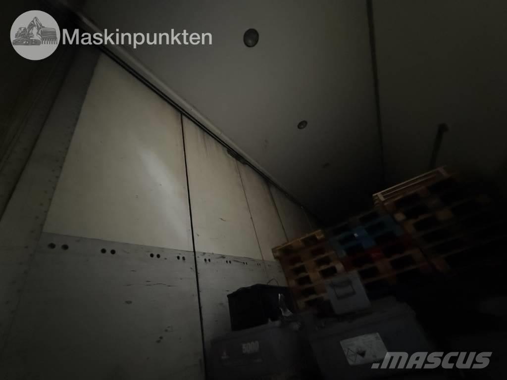 NTM UTP-29/39L-4 Ρυμούλκες κλούβα