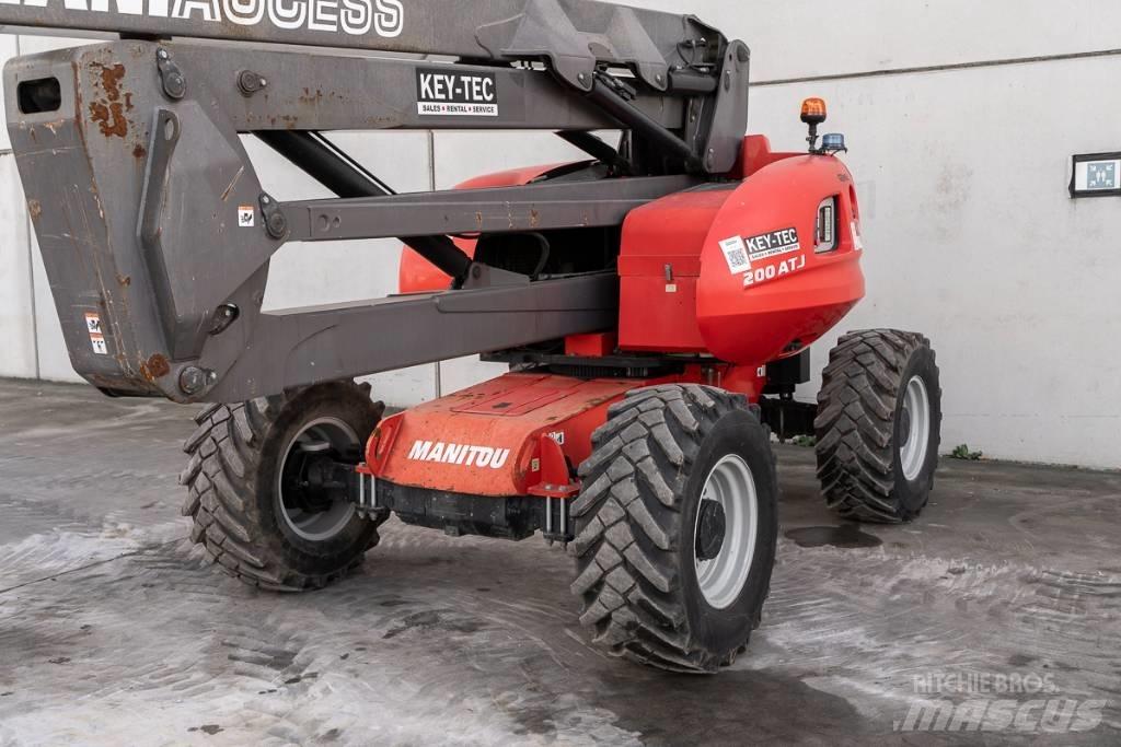 Manitou 200 ATJ Ανυψωτήρες με αρθρωτό βραχίονα