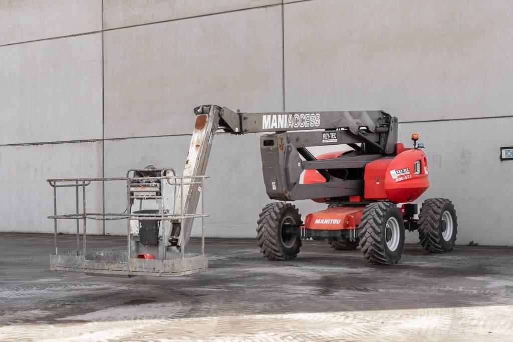 Manitou 200 ATJ Ανυψωτήρες με αρθρωτό βραχίονα