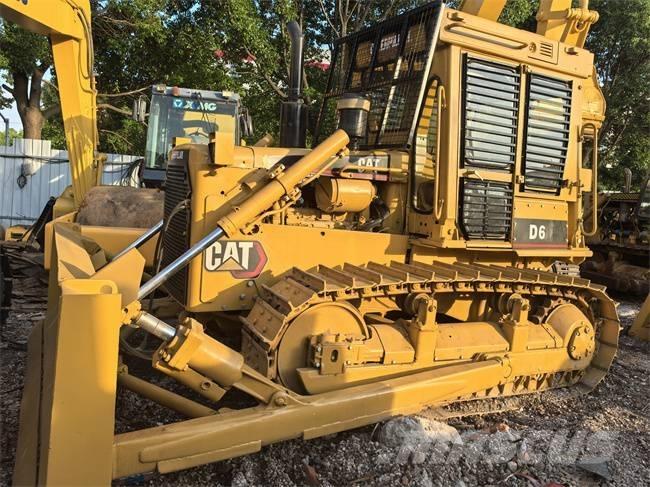 CAT D 6 D Μπουλντόζες με ερπύστριες