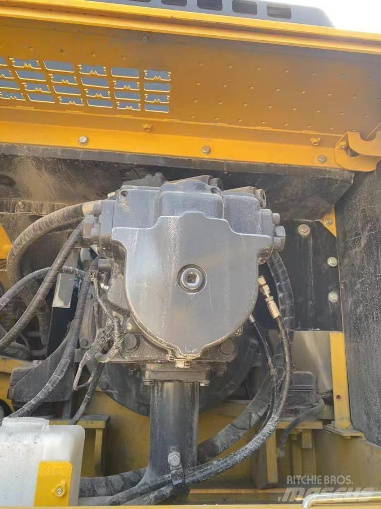 Komatsu 450LC-8 Εκσκαφείς με ερπύστριες