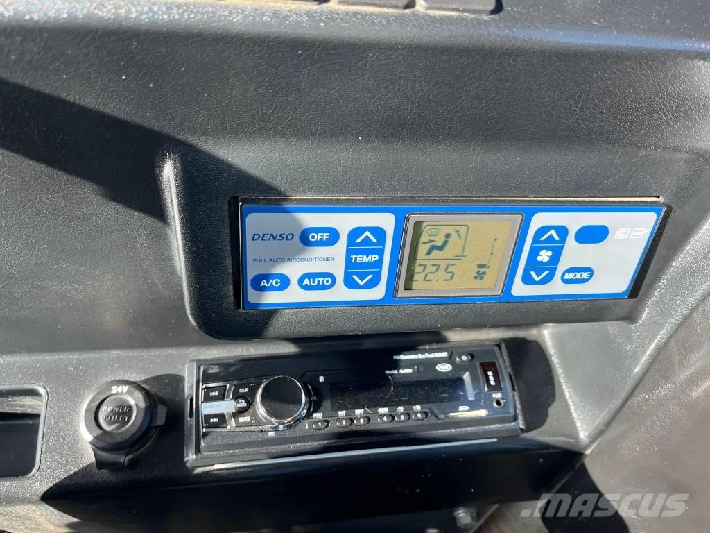 Takeuchi TB 295 W Εκσκαφείς με τροχούς - λάστιχα