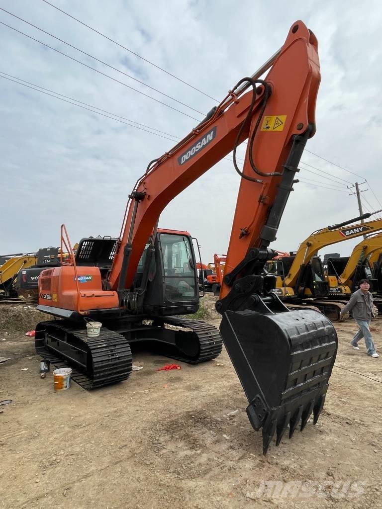 Doosan dx150 Εκσκαφείς με ερπύστριες