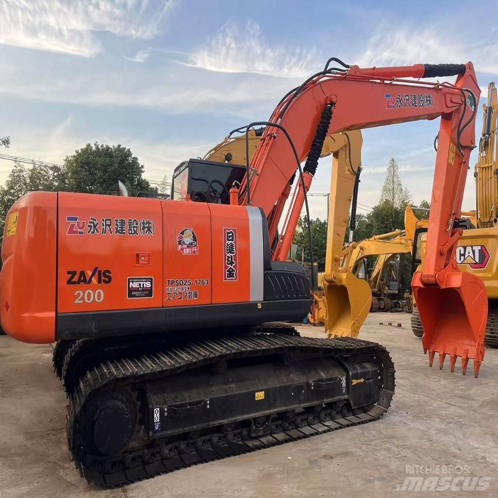 Hitachi zx200 Εκσκαφείς με ερπύστριες