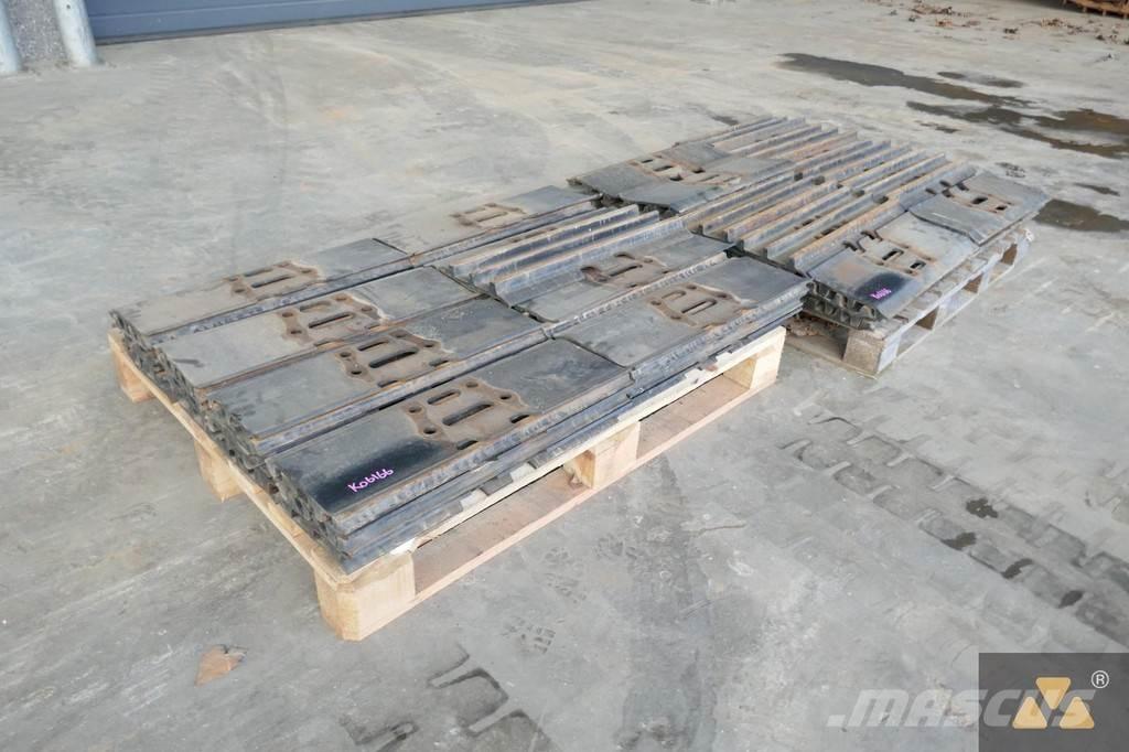 CAT 320 Trackshoes Ελαστικά και ζάντες