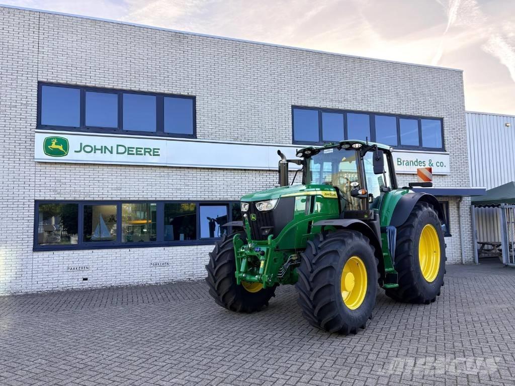 John Deere 6M200 Τρακτέρ