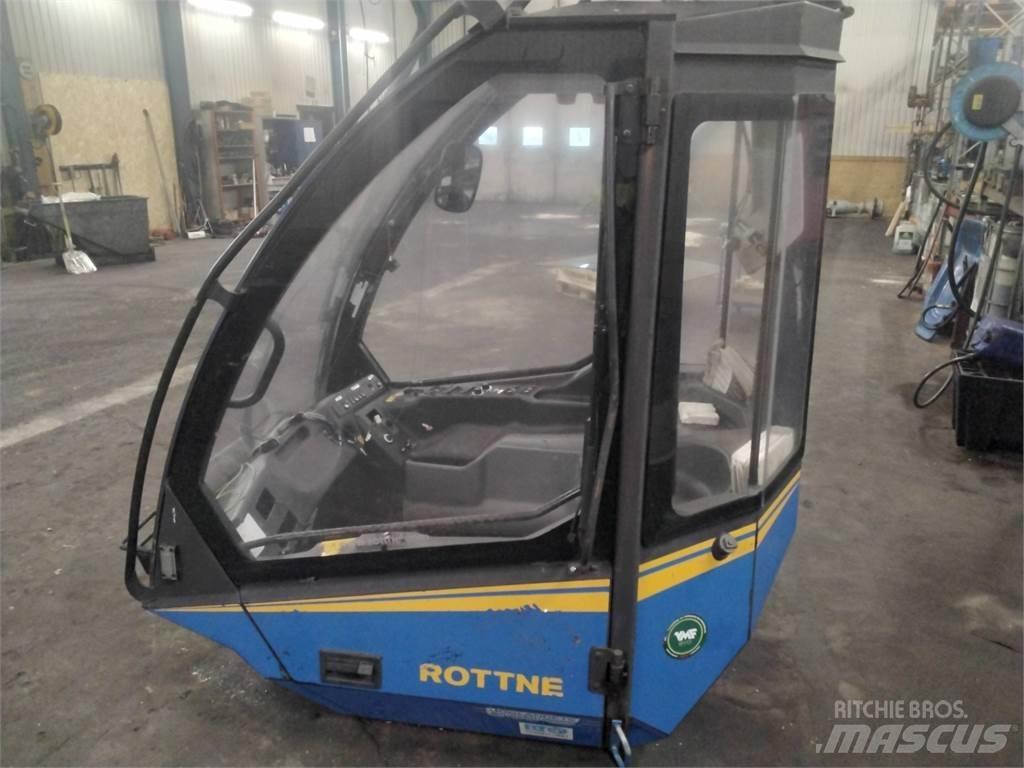 Rottne H20 Καμπίνες και εσωτερικό