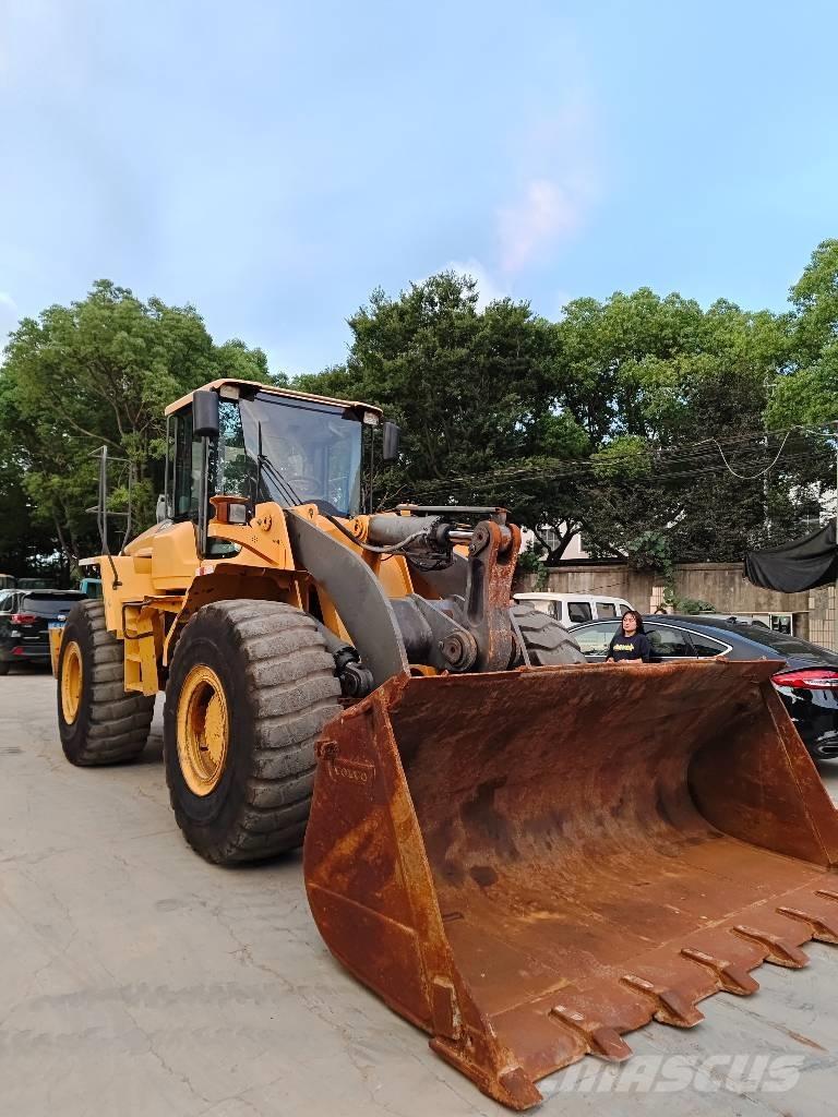 Volvo L 120 Φορτωτές με λάστιχα (Τροχοφόροι)