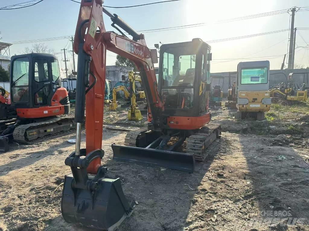 Kubota U 35 Εκσκαφάκι (διαβολάκι) < 7t