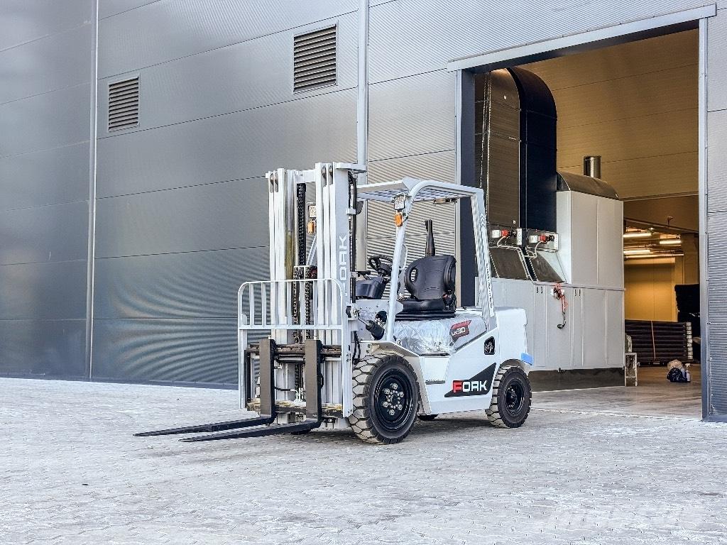 Fork LK30d-30 Πετρελαιοκίνητα Κλαρκ