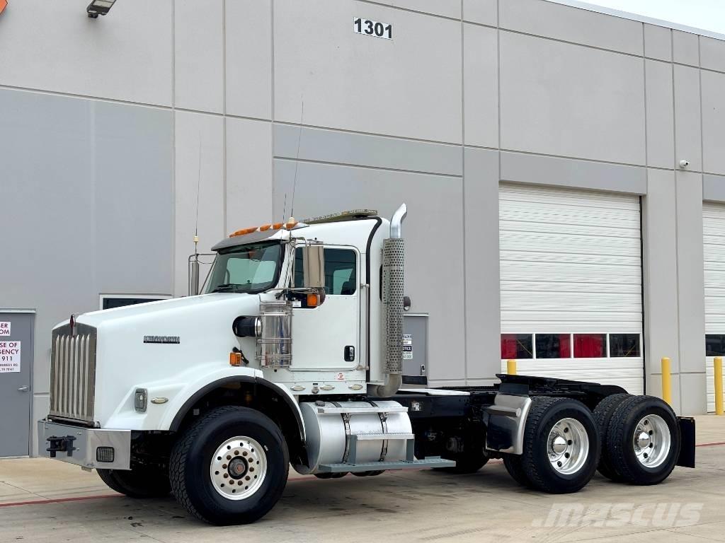 Kenworth T800 Τράκτορες
