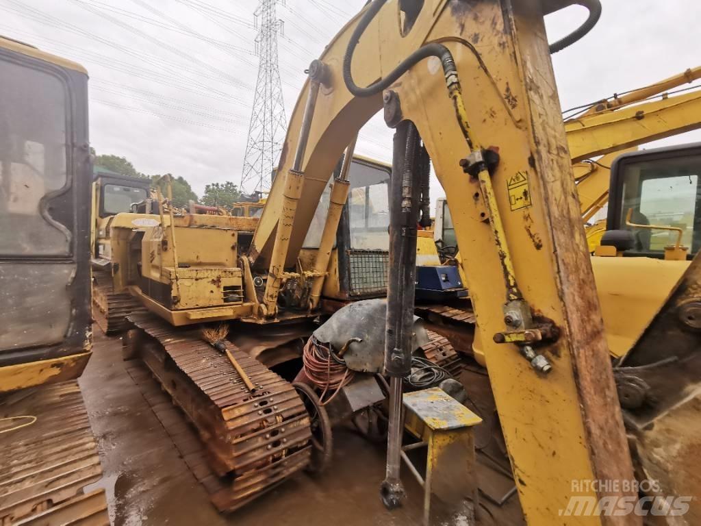 CAT E120B Εκσκαφείς με ερπύστριες