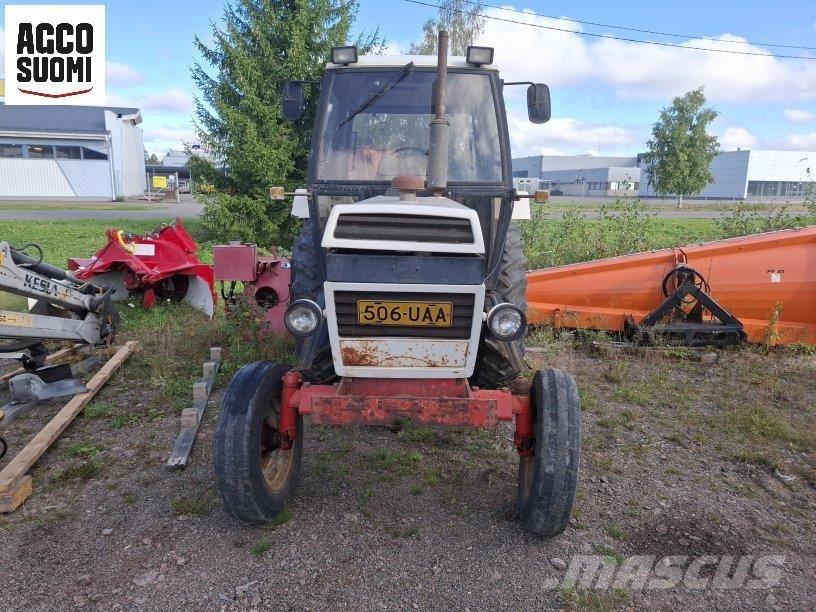 Case IH 1490 Τρακτέρ