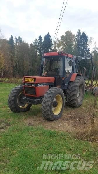 Case IH 845 XL Τρακτέρ