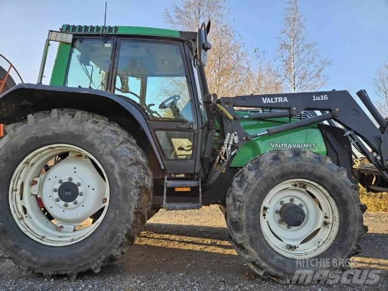 Valtra 6850 HITECH Τρακτέρ