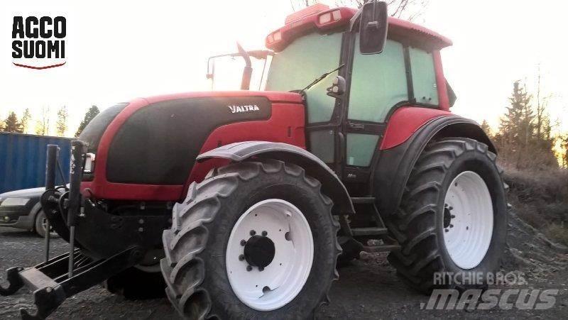 Valtra M130 Τρακτέρ
