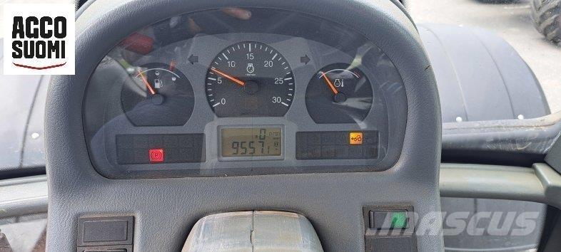 Valtra N121 H Τρακτέρ