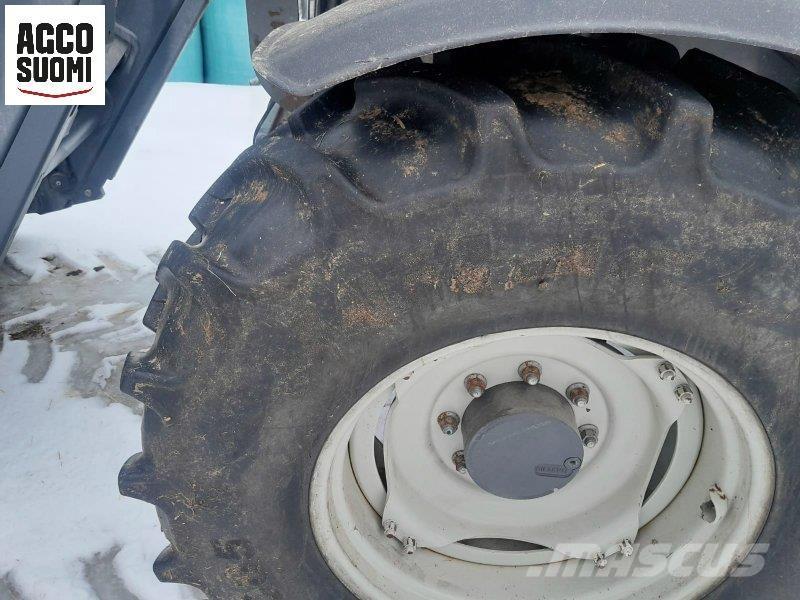 Valtra N141 H Τρακτέρ