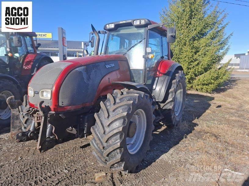 Valtra T150 Τρακτέρ