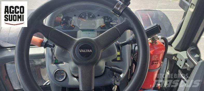 Valtra T151 A Τρακτέρ