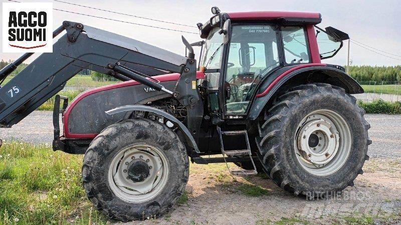 Valtra T151 H Τρακτέρ