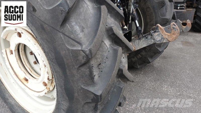 Valtra T151 H Τρακτέρ