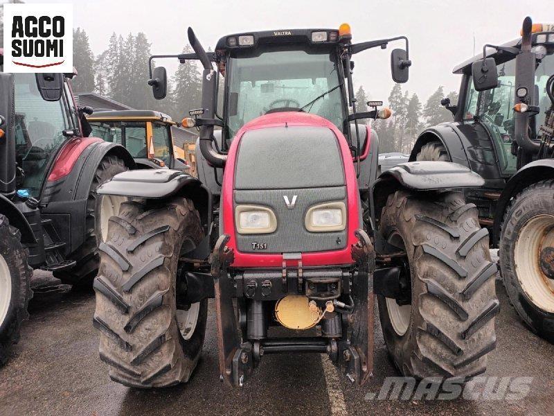 Valtra T151 HT + Τρακτέρ