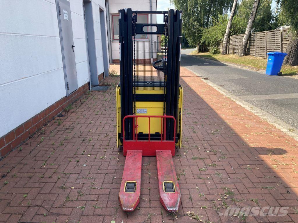 Hyster S 1.4 IL Παλετοφόρα πεζού χειριστή με ιστό