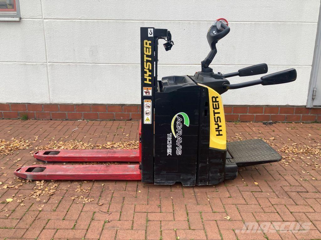 Hyster S 2.0SD Παλετοφόρα πεζού χειριστή με ιστό
