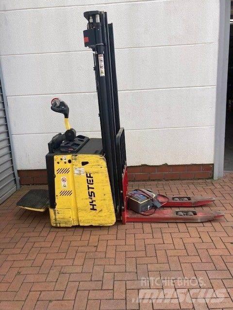 Hyster S1.5S Παλετοφόρα πεζού χειριστή με ιστό