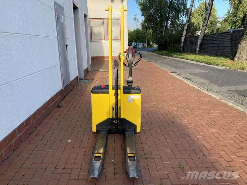 Hyster SC 1.0 Παλετοφόρα πεζού χειριστή με ιστό