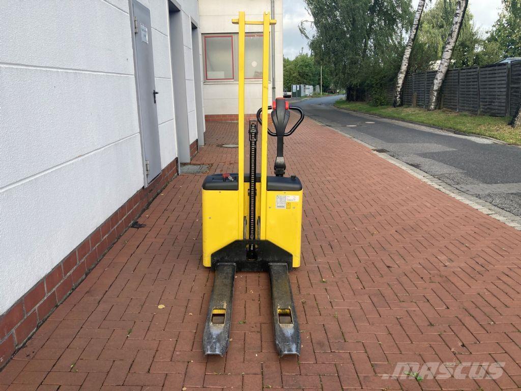Hyster SC 1.0 Παλετοφόρα πεζού χειριστή με ιστό