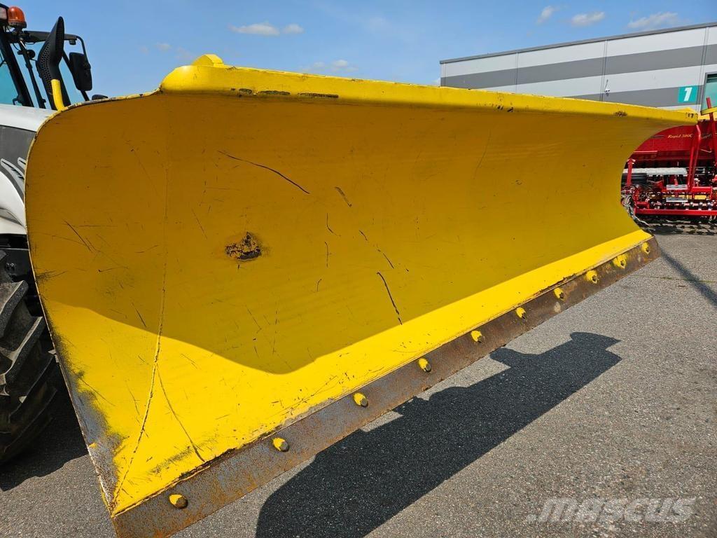  3000 Εκχιονιστήρες και χιονοδιώχτες