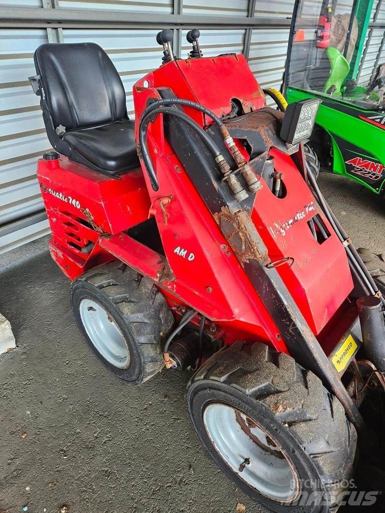 Agromatic  Φορτωτές πολλαπλών χρήσεων