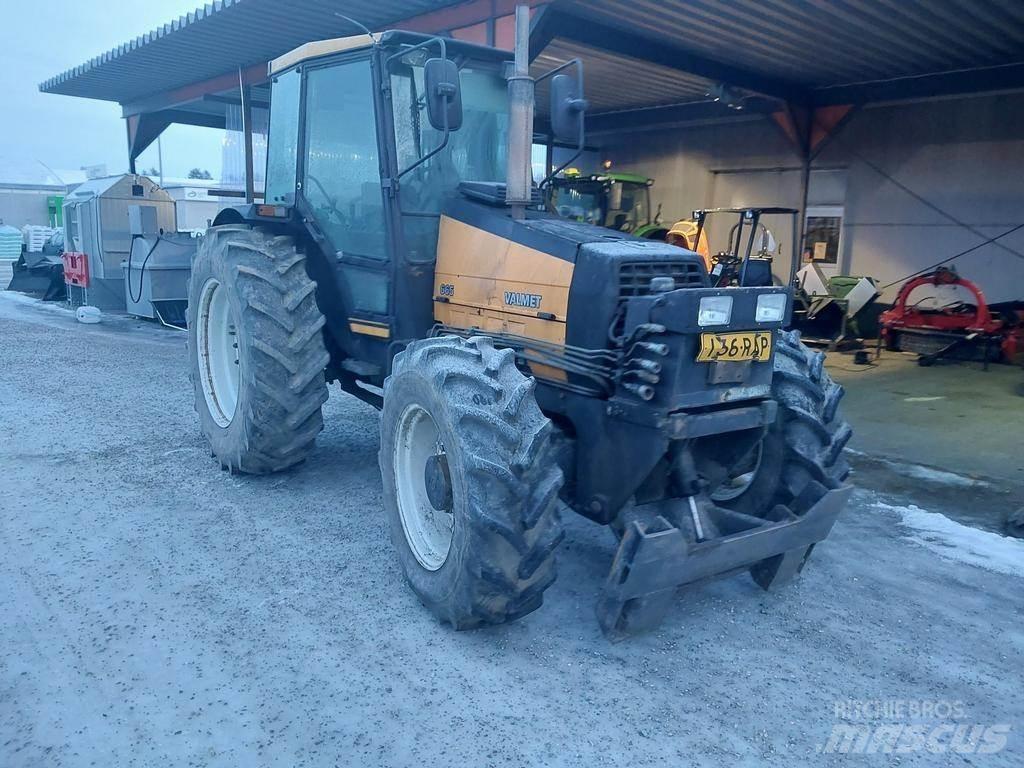 Valmet 665 Τρακτέρ