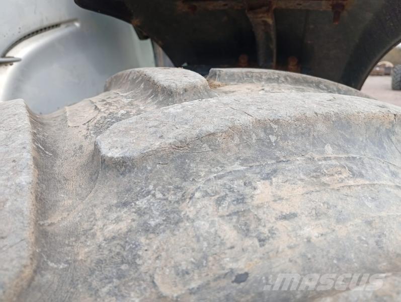 Valtra N122 Τρακτέρ