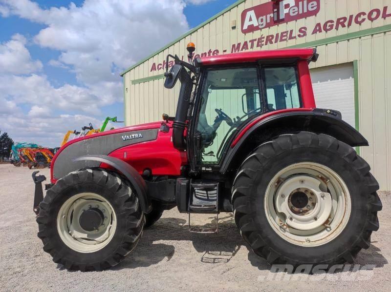 Valtra T151 Τρακτέρ