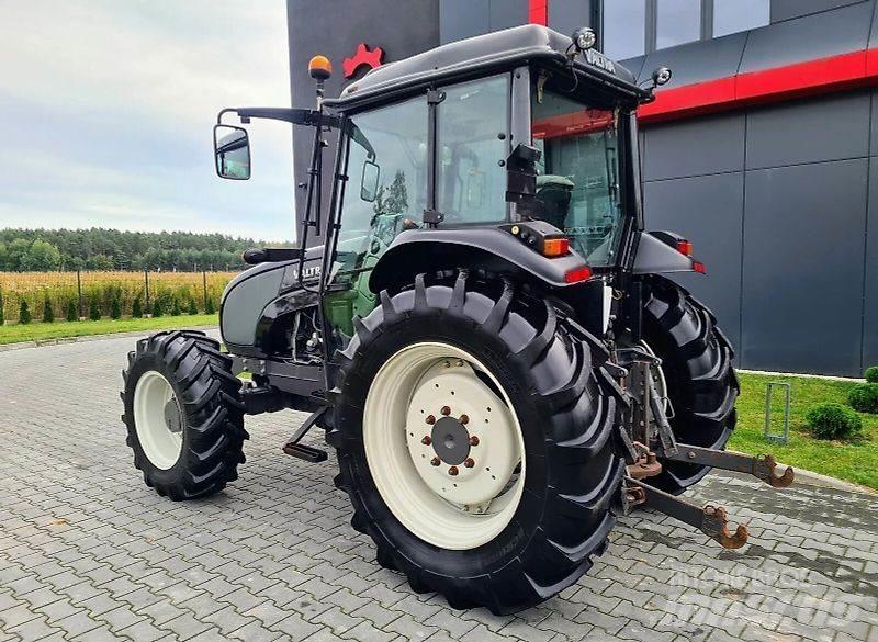 Valtra A93 Τρακτέρ