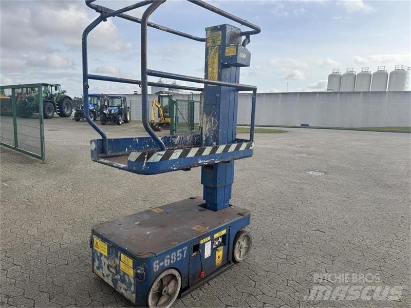 UpRight TM 12 Άλλοι ανυψωτήρες και πλατφόρμες